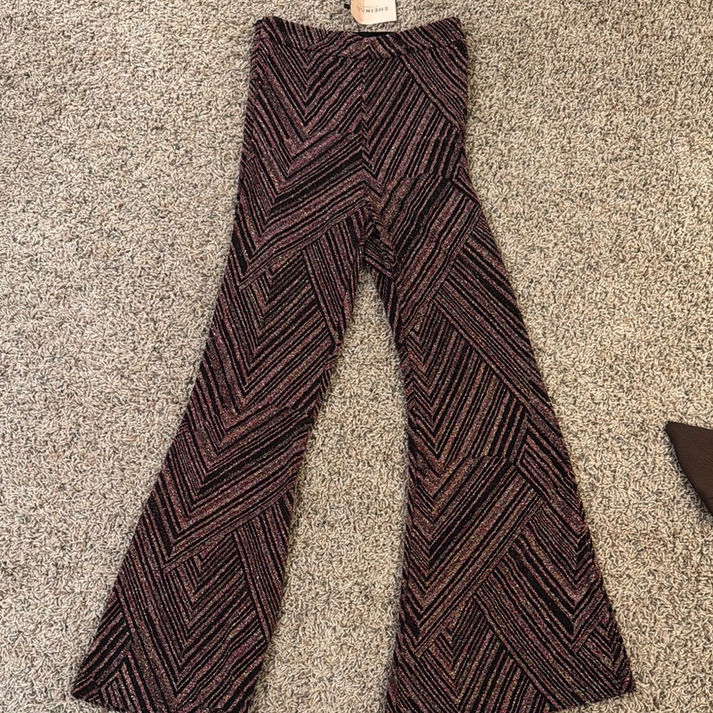 SHEIN Glitter Chevron Top